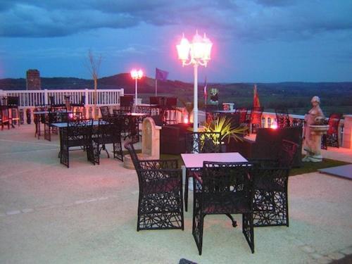 Logis Hotel Restaurant Spa Les Balcons De L'Esperance 利梅伊 外观 照片